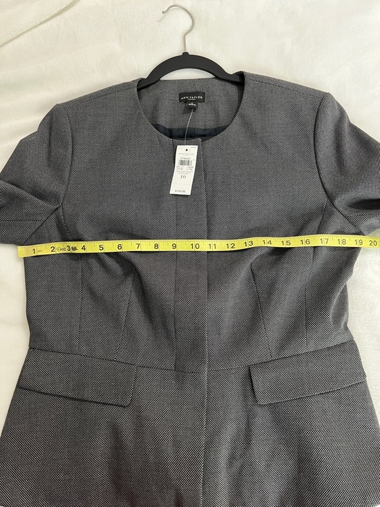 Ann Taylor 2 piece business professional Gray Skirt Suit Size 10 NWT - Picture 10 of 14